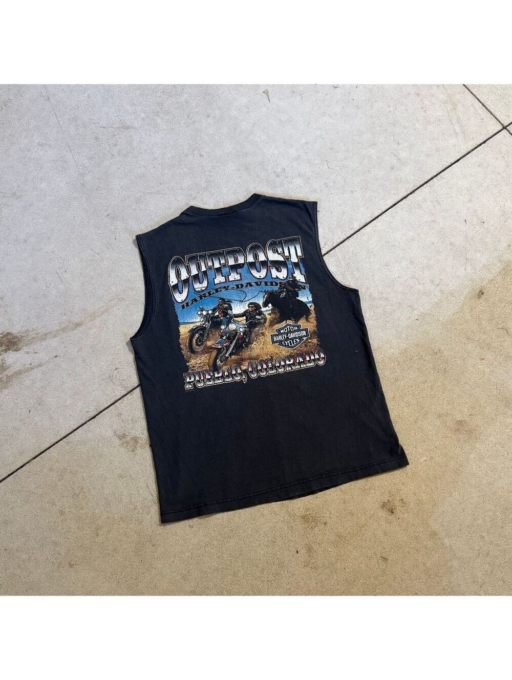 Vintage 2000 Harley Davidson Outpost Pueblo Colorado Sleeveless Shirt Biker